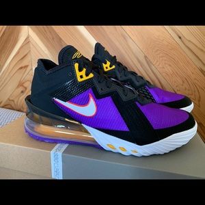 NEW LEBRON XVIII LOW